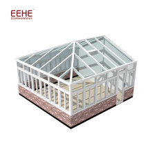 La sala de sol de forma irregular / sala de vidrio / casa de vidrio